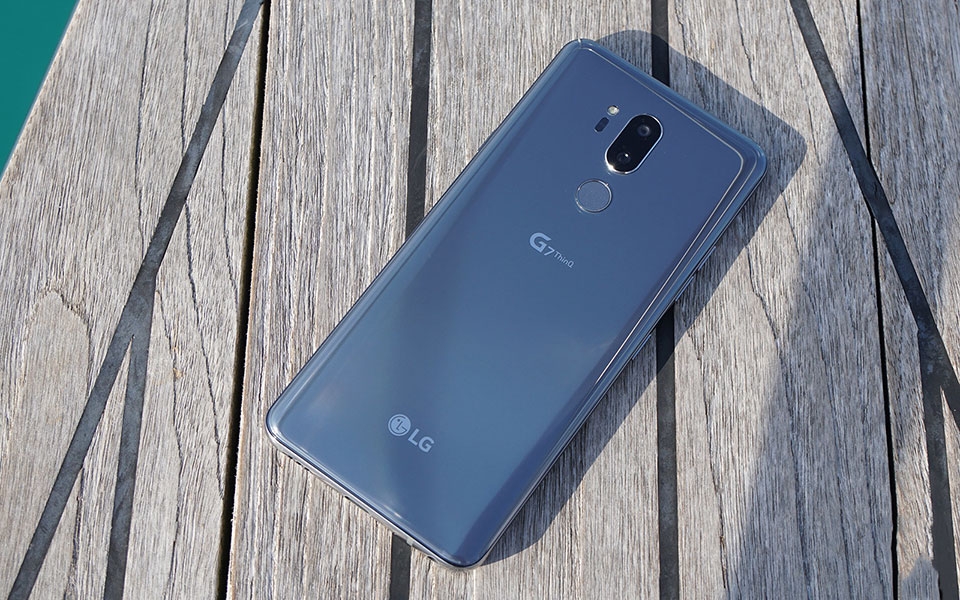 Trên tay LG G7 ThinQ Trên tay LG G7 ThinQ