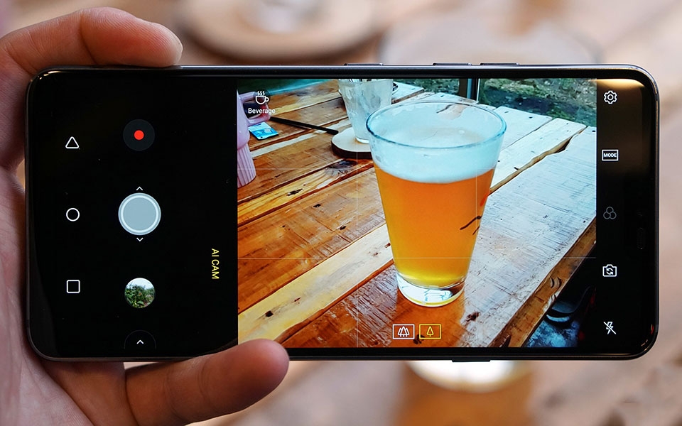 Trên tay LG G7 ThinQ Trên tay LG G7 ThinQ