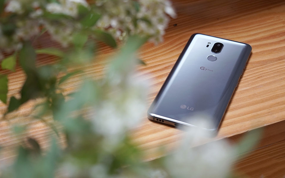 Trên tay LG G7 ThinQ Trên tay LG G7 ThinQ