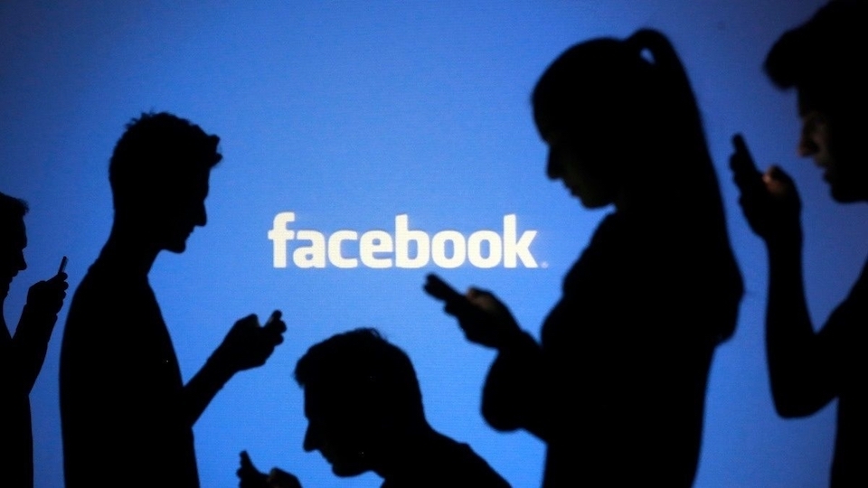 Sự cố rò rỉ dữ liệu người dùng của Facebook đã ảnh hưởng nghiêm trọng đến tình hình kinh doanh của Cambridge Analytica.