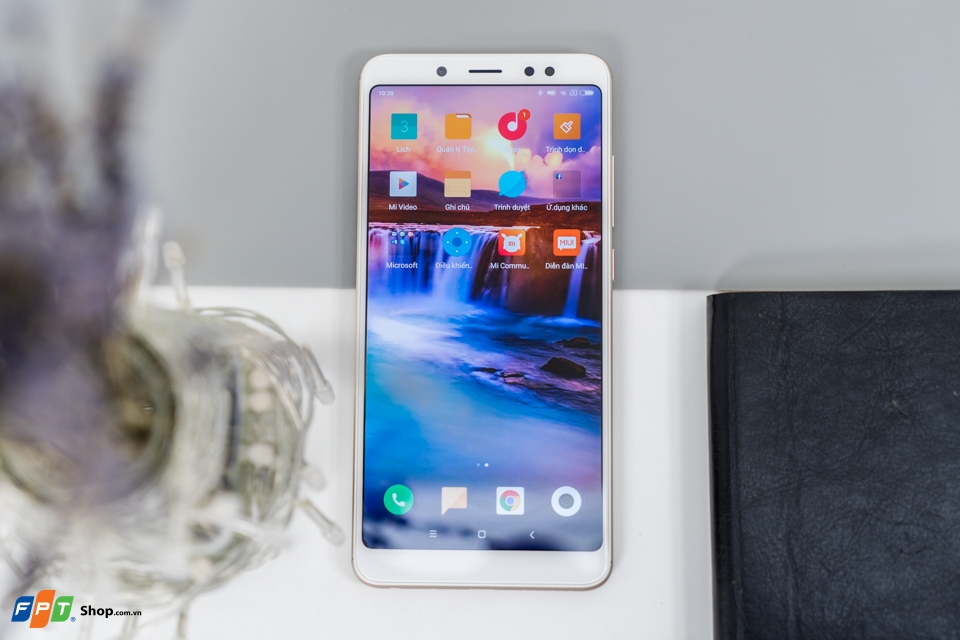 Trên tay Xiaomi Redmi Note 5 bản thương mại (Ảnh 3)
