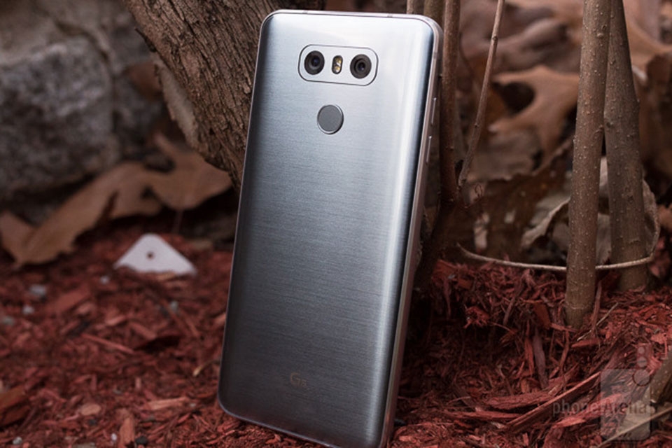 LG G6 (2017) LG G6 (2017)