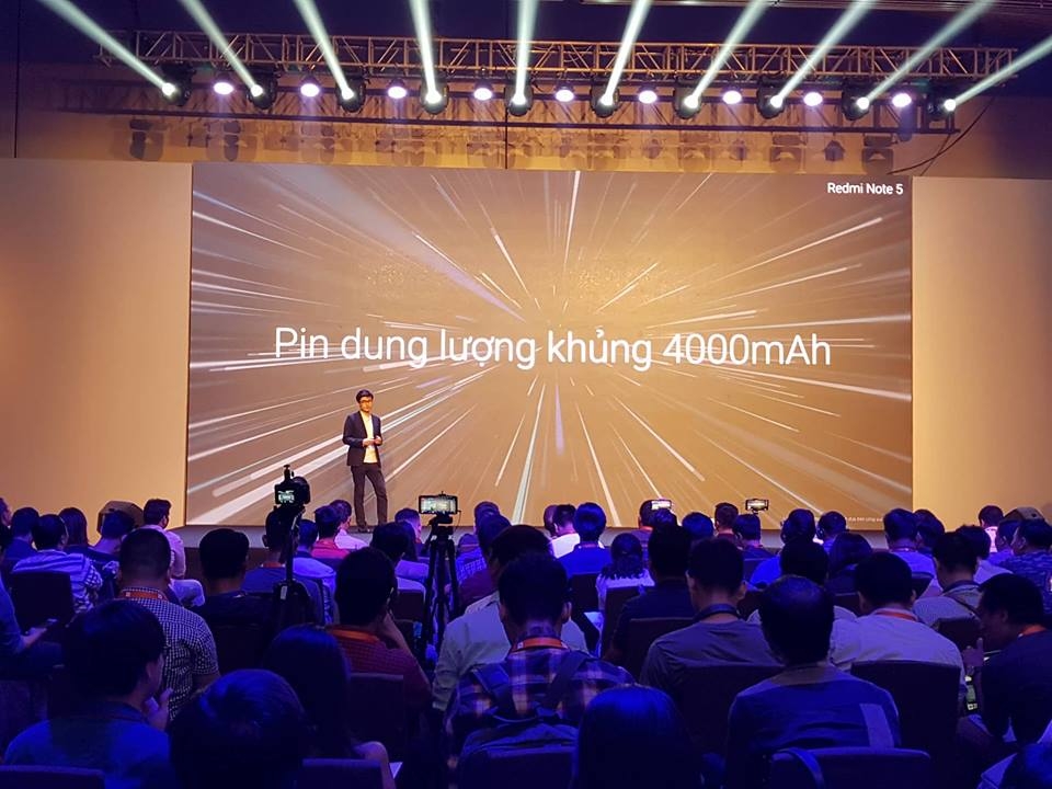 Xiaomi Redmi Note 5 chính thức ra mắt tại Việt Nam (ảnh 12) Xiaomi Redmi Note 5 chính thức ra mắt tại Việt Nam (ảnh 12)