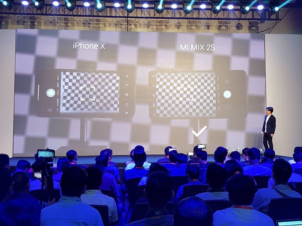 Xiaomi Mi Mix 2S (ảnh 2) Xiaomi Mi Mix 2S (ảnh 2)