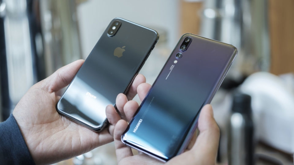 Huawei P20 Pro vs iPhone X 01
