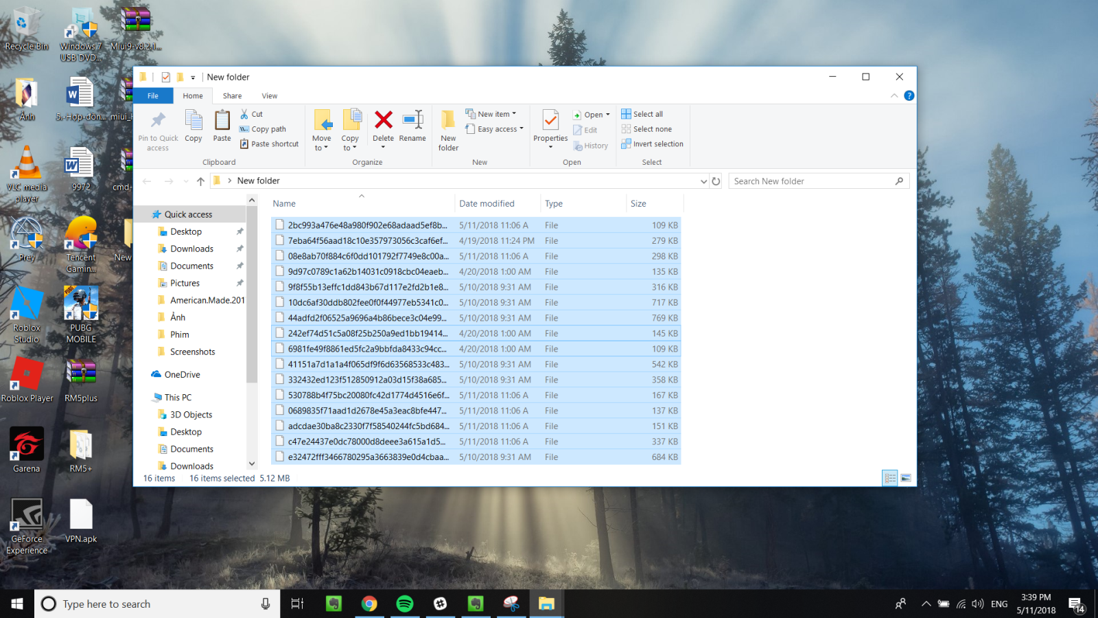 Tải hình từ kho ảnh Lockscreen của Windows 10 April 2018