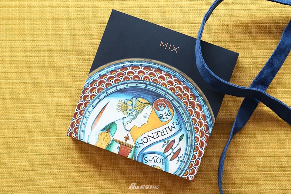 Trên tay Xiaomi Mi Mix 2S Art Special Edition