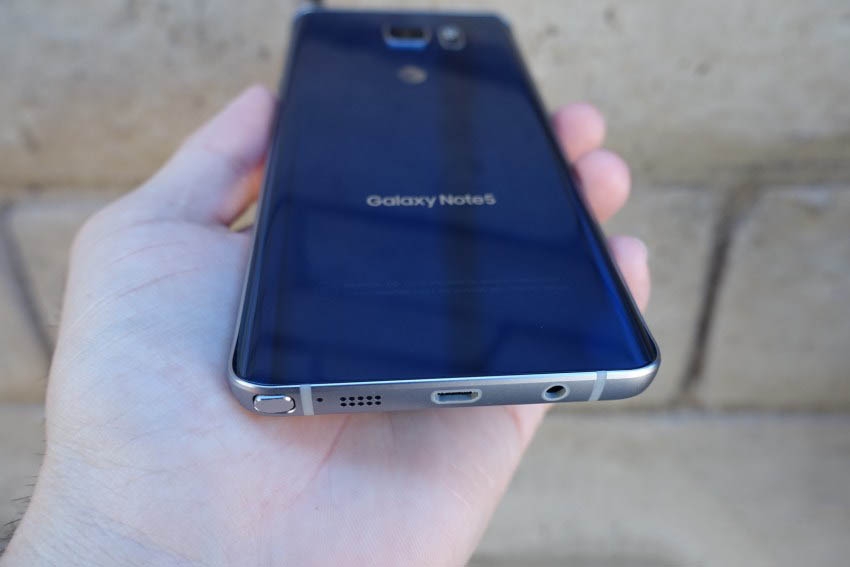 Nên hay không nên chờ đợi Galaxy Note 9? 235