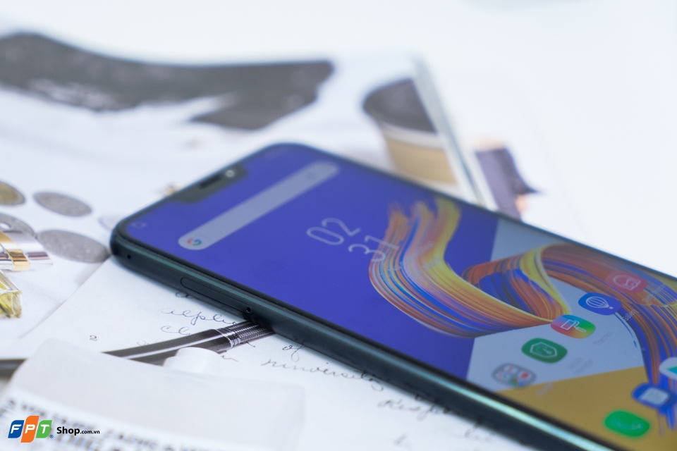 Đánh giá Asus Zenfone 5 2018 màn hình tràn đỉnh