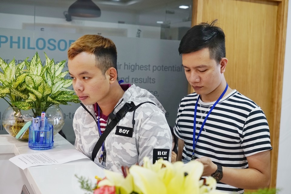 Các Zenfan háo hức tại quầy Check-in
