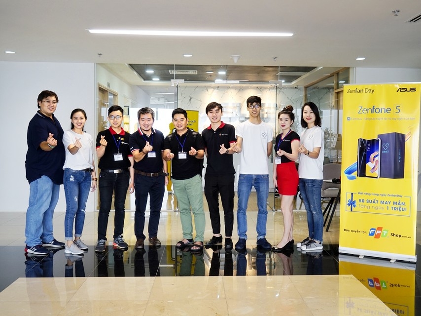 Sự kiện còn diễn ra tới hết ngày mai 13/05