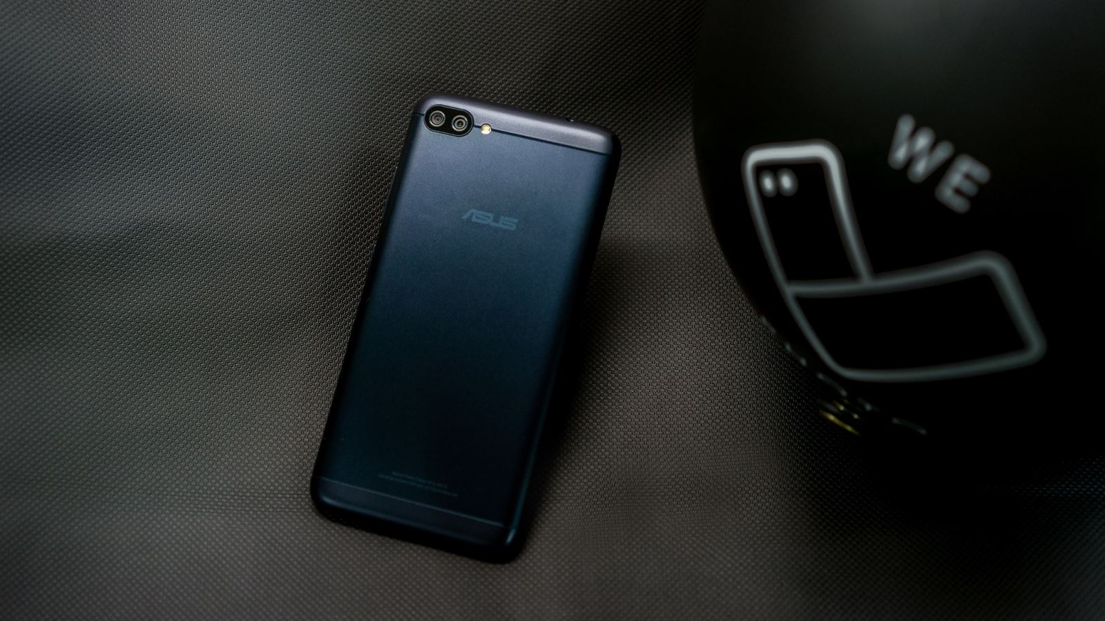 Zenfone 4 Max Pro giá giảm đặc biệt chỉ còn 4,39 triệu đồng tại FPT Shop
