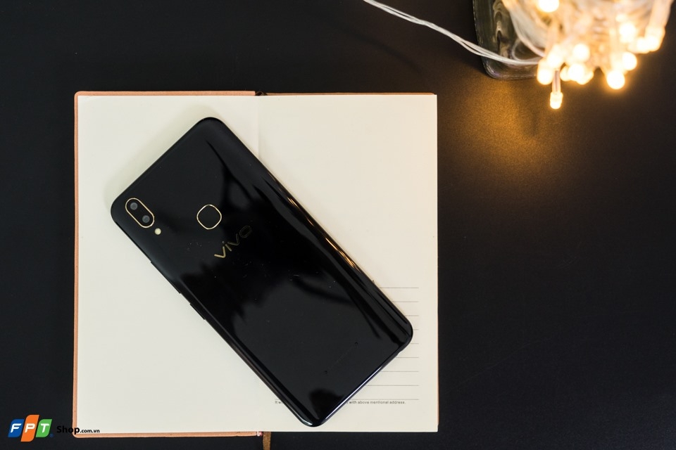 Vivo V9 Youth giá giảm đặc biệt chỉ còn 6,69 triệu đồng tại FPT Shop