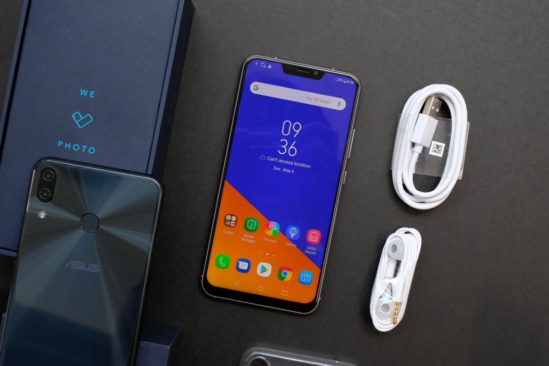 ASUS trang bị cho người dùng công nghệ Hi-Res bên trong máy và tặng cả tai nghe Hi-Res ASUS trang bị cho người dùng công nghệ Hi-Res bên trong máy và tặng cả tai nghe Hi-Res