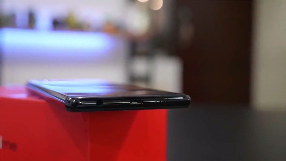 Trên tay OPPO Realme 1