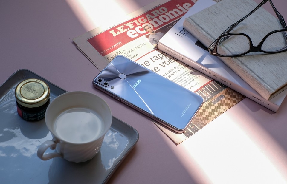 Hãy chờ đón những điều bất ngờ mà camera kết hợp AI trên Zenfone 5 mang lại