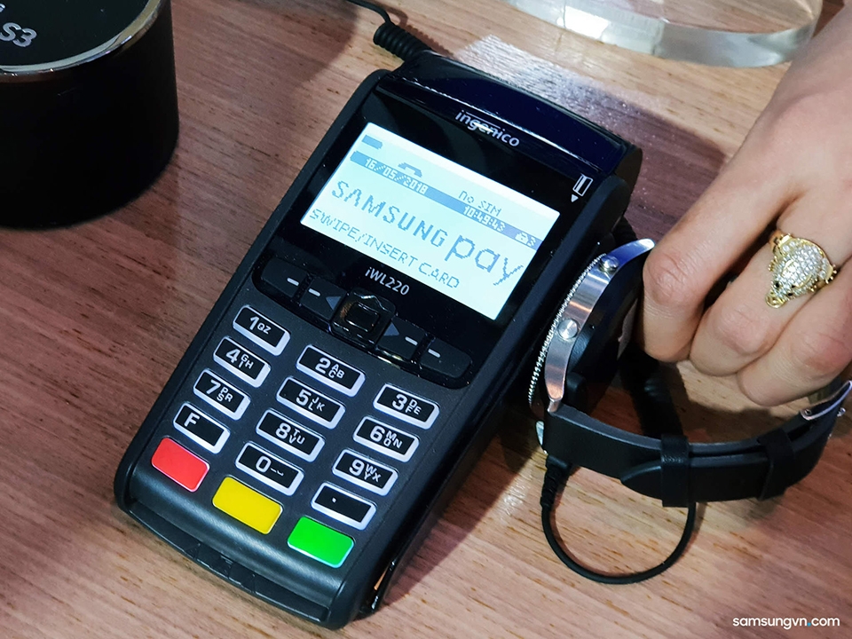 Samsung Pay mở rộng hỗ trợ nhiều ngân hàng 02