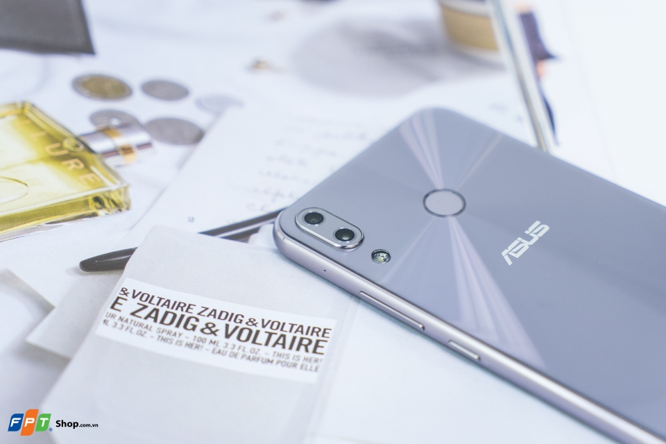 Trên tay Zenfone 5 2018