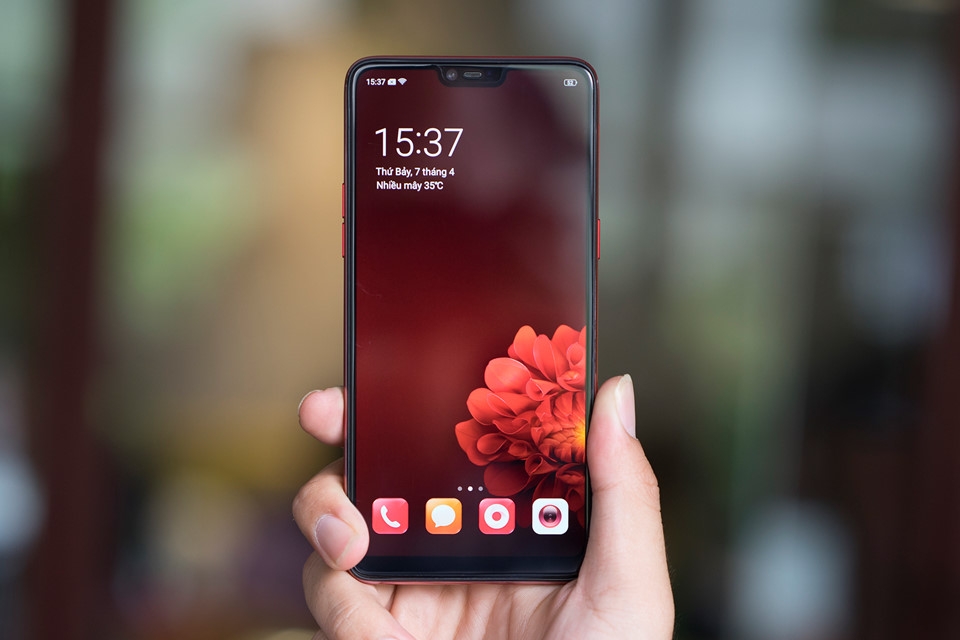 So sánh zenfone 5 2018 OPPO F7 và Vivo V9 So sánh zenfone 5 2018 OPPO F7 và Vivo V9