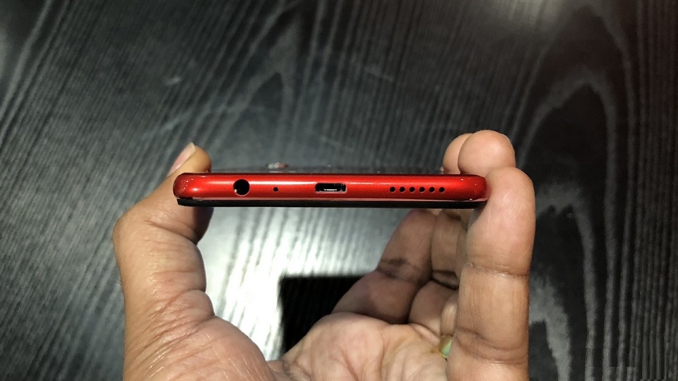 So sánh zenfone 5 2018 OPPO F7 và Vivo V9 So sánh zenfone 5 2018 OPPO F7 và Vivo V9