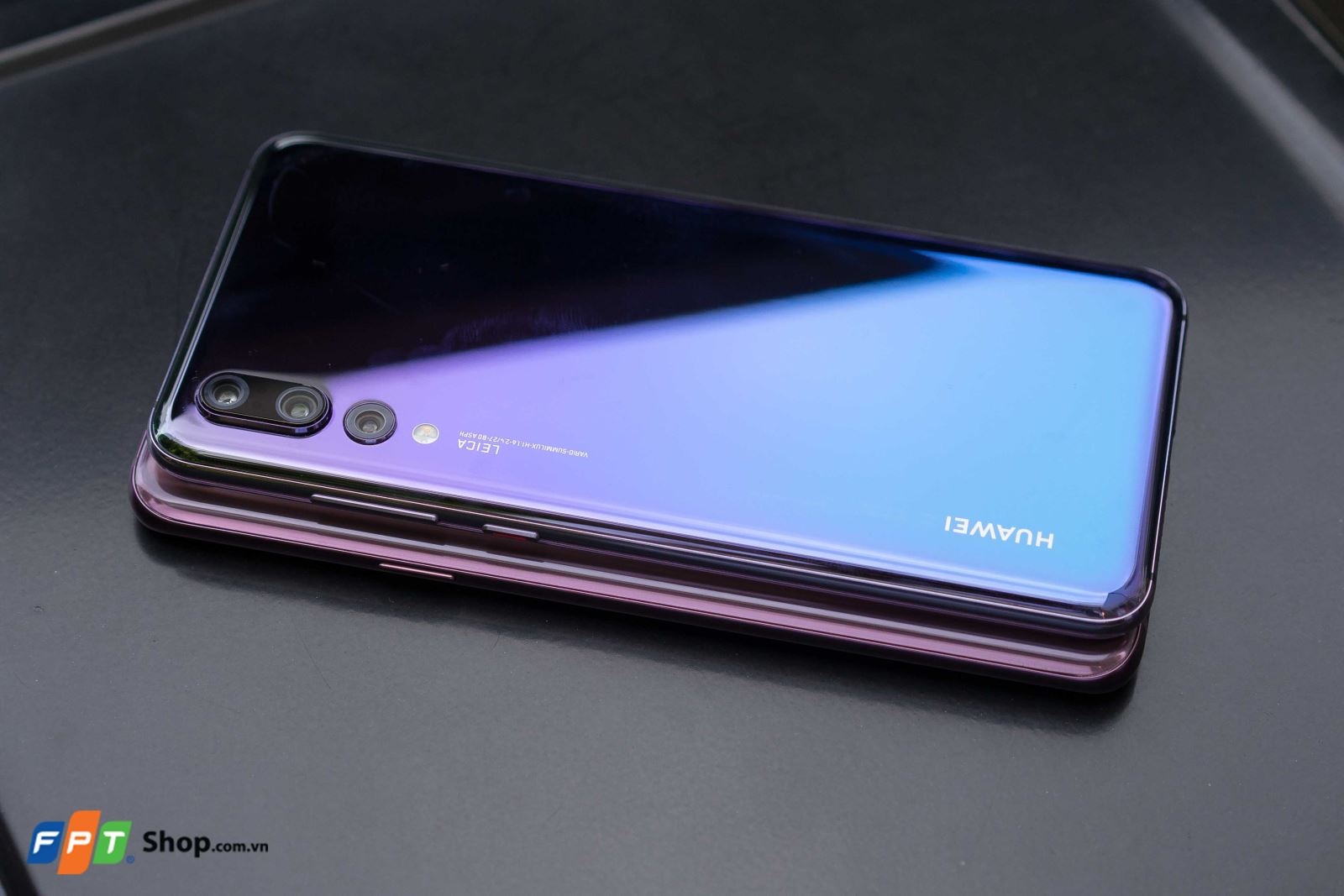 Đọ dáng Huawei Nova P20 Pro và Galaxy S9+