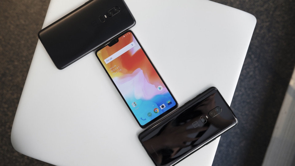 Trên tay và đánh giá OnePlus 6 có thiết kế toàn kính Độ phân giải màn hình OnePlus 6 đạt 2280x1080 pixels.