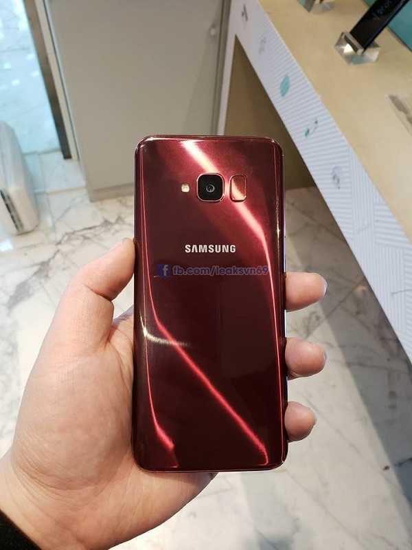 Galaxy S Light Luxury