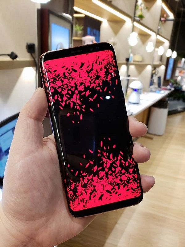 Galaxy S Light Luxury