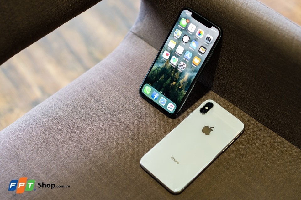 iPhone X