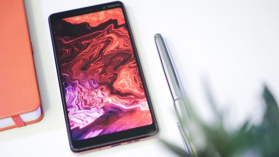 Nokia 7 Plus Nokia 7 Plus