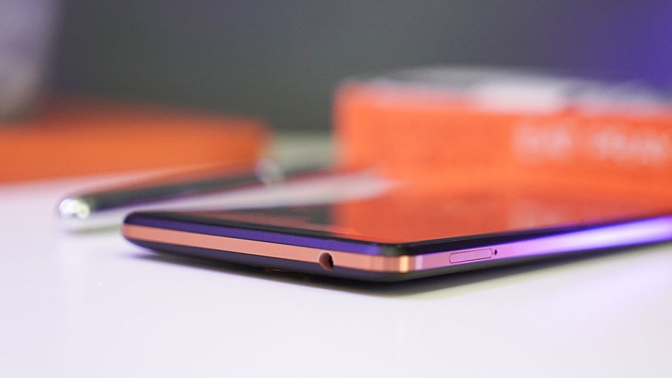 Nokia 7 Plus Nokia 7 Plus