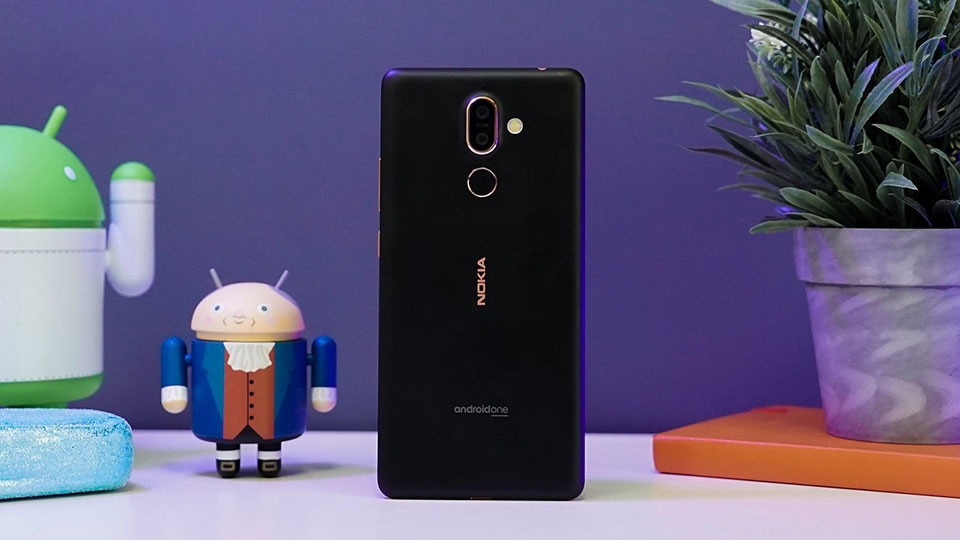 Nokia 7 Plus Nokia 7 Plus