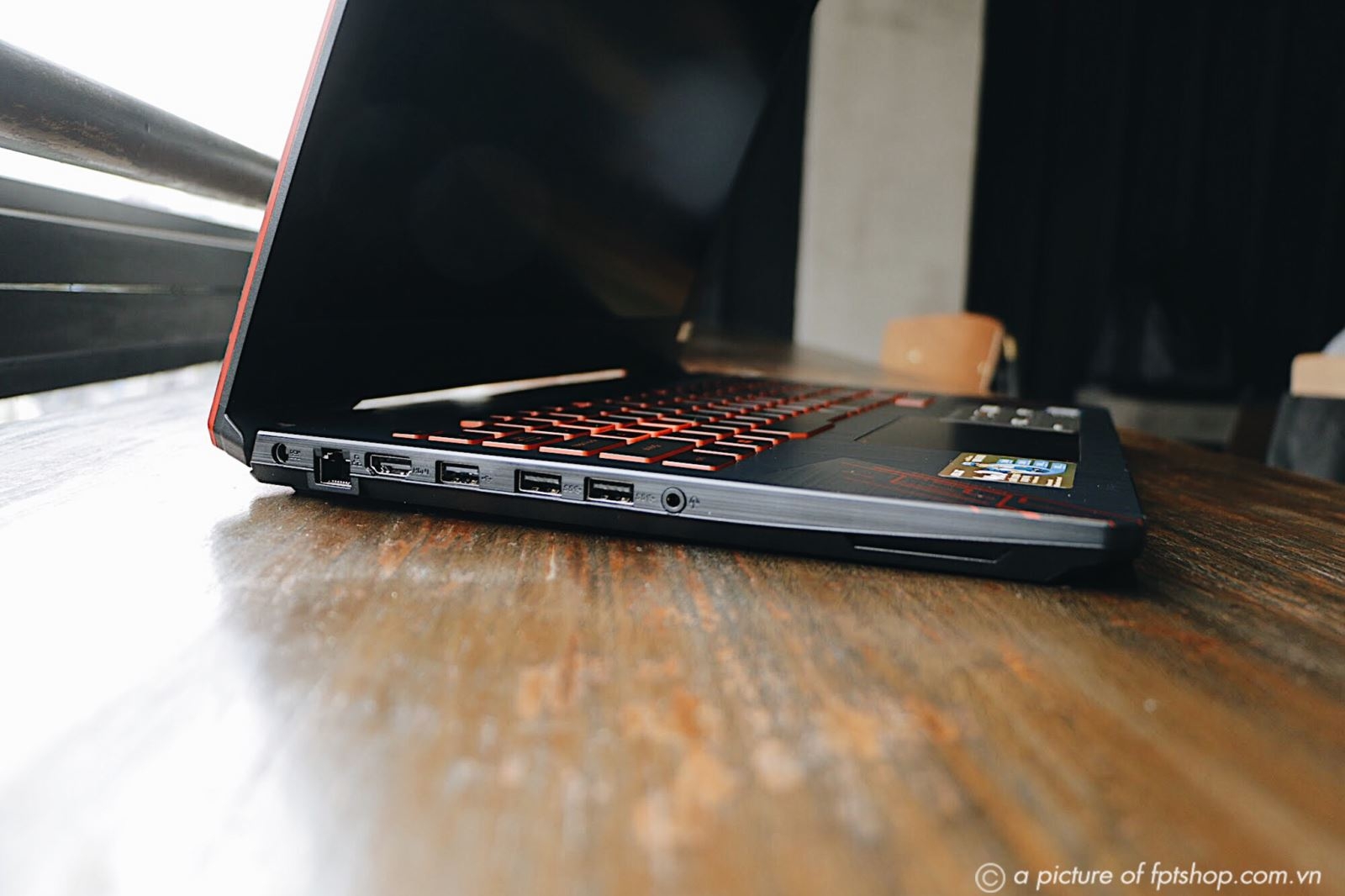 FPT Shop giảm 1 triệu đồng khi mua laptop gaming Asus TUF FX504GD