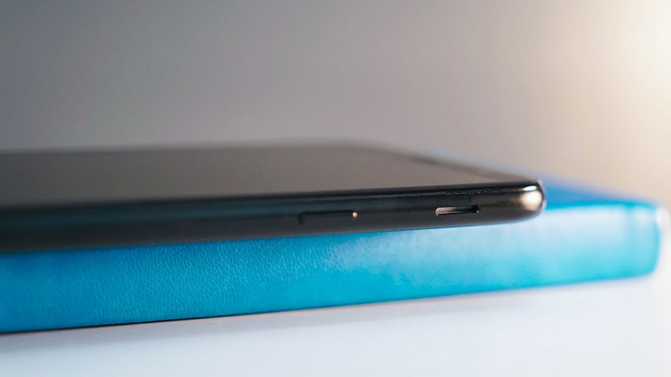 Đánh giá thiết kế Samsung Galaxy A6 Đánh giá thiết kế Samsung Galaxy A6