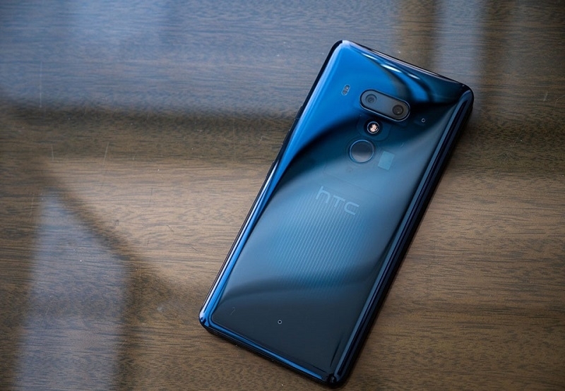 HTC U12+