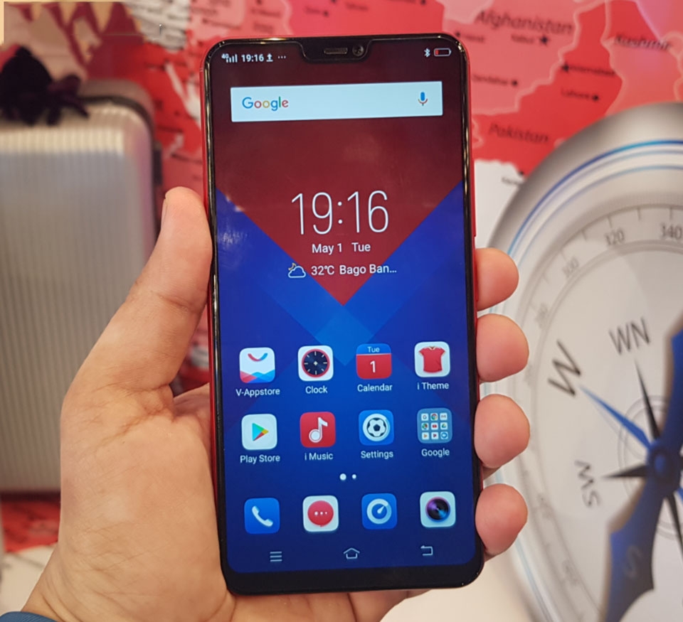 Trên tay Vivo V9 Velvet Red
