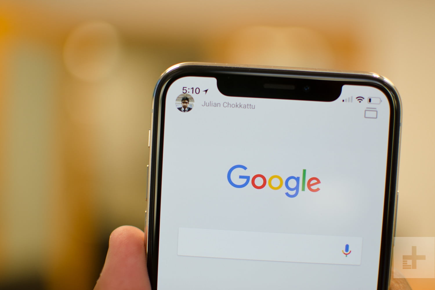Màn hình iPhone mói sẽ không còn tai thỏ trong thời gian tới