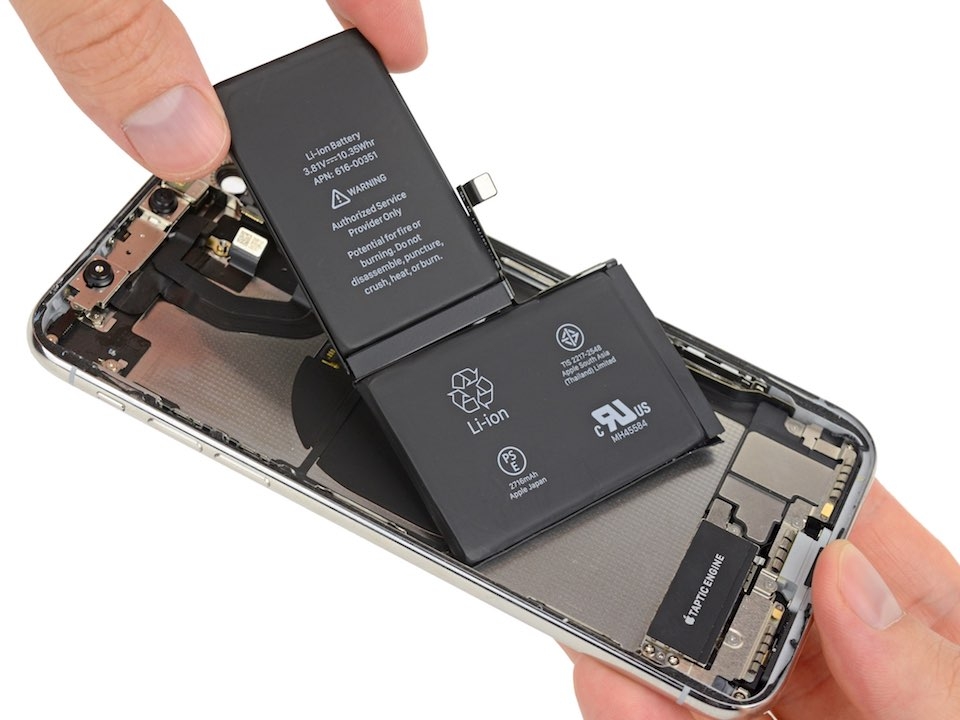 Ưu điểm bộ vi xử lý Apple A12 trên iPhone 2018 Mang đến thời lượng pin tốt hơn.
