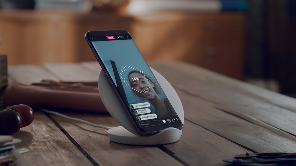 Liệu công nghệ sạc không dây có cần thiết trên smartphone? Sạc nhanh với công nghệ sạc không dây sẽ sớm phổ biến trong thời gian tới.