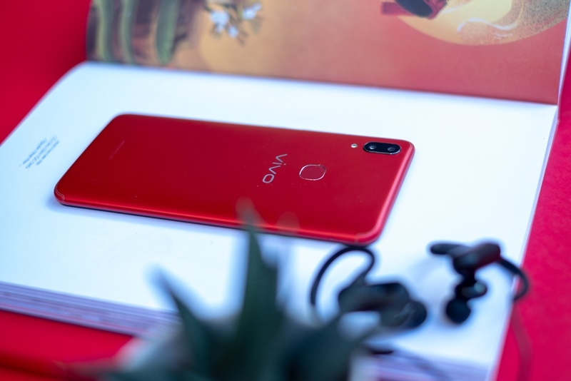 Ảnh Vivo V9 RED - Hình 4