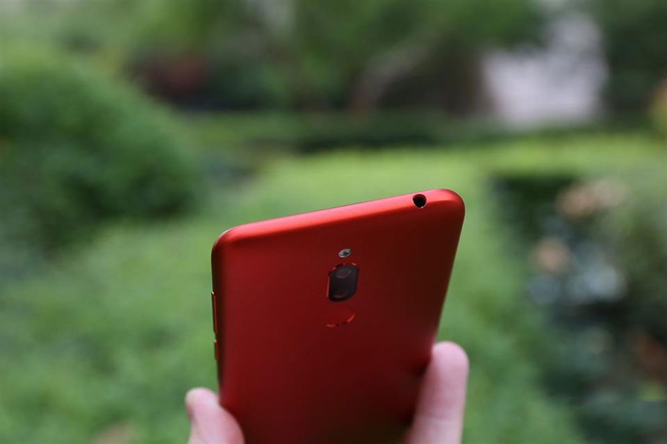 Trên tay Meizu M6T Trên tay Meizu M6T