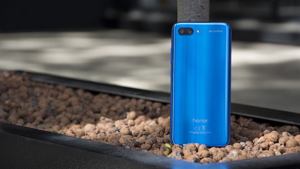 Với AI, khả năng xử lý hình ảnh trên camera Honor 10 được nâng lên một tầm cao mới.