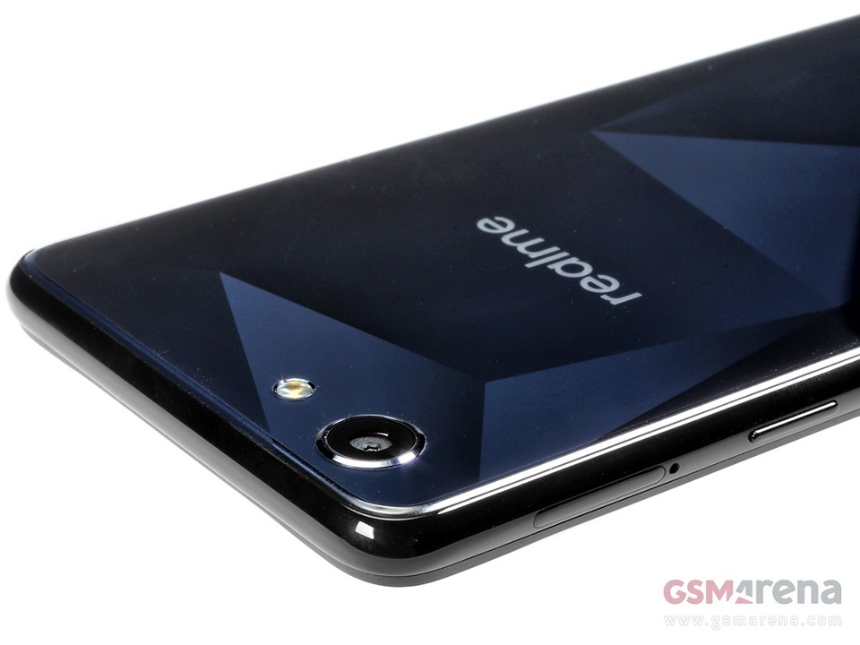 OPPO Realme 1 18 OPPO Realme 1 18