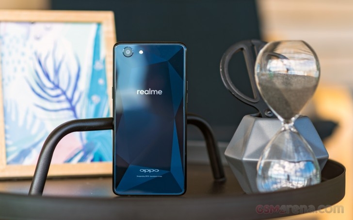 OPPO Realme 1 01 OPPO Realme 1 01