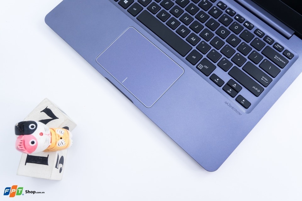 Trải nghiệm người dùng được chú trọng trên laptop Vivobook E406.