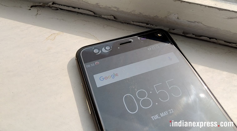Đánh giá Mobiistar XQ Dual Selfie 02