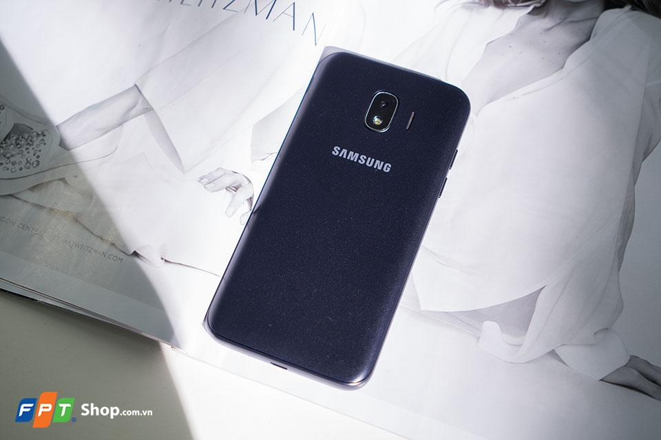 5 smartphone bán chạy nhất FPT Shop trong tháng 5 5