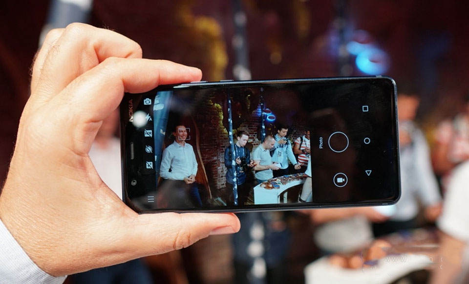 Trên tay Nokia 5.1 vừa ra mắt Trên tay Nokia 5.1 vừa ra mắt
