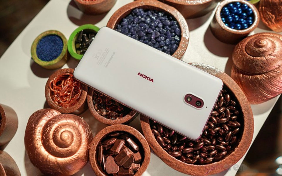 Trên tay Nokia 3.1 Trên tay Nokia 3.1