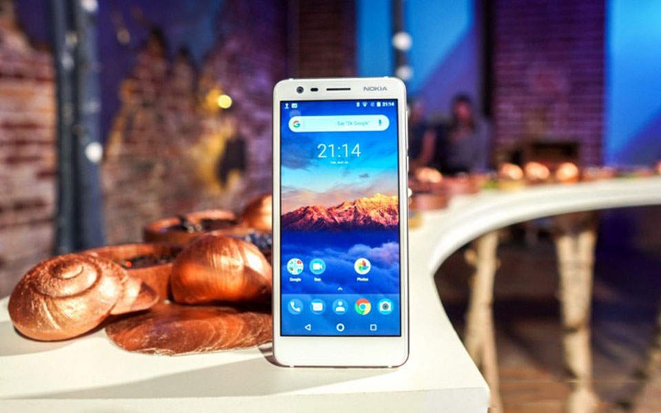 Trên tay Nokia 3.1 Trên tay Nokia 3.1